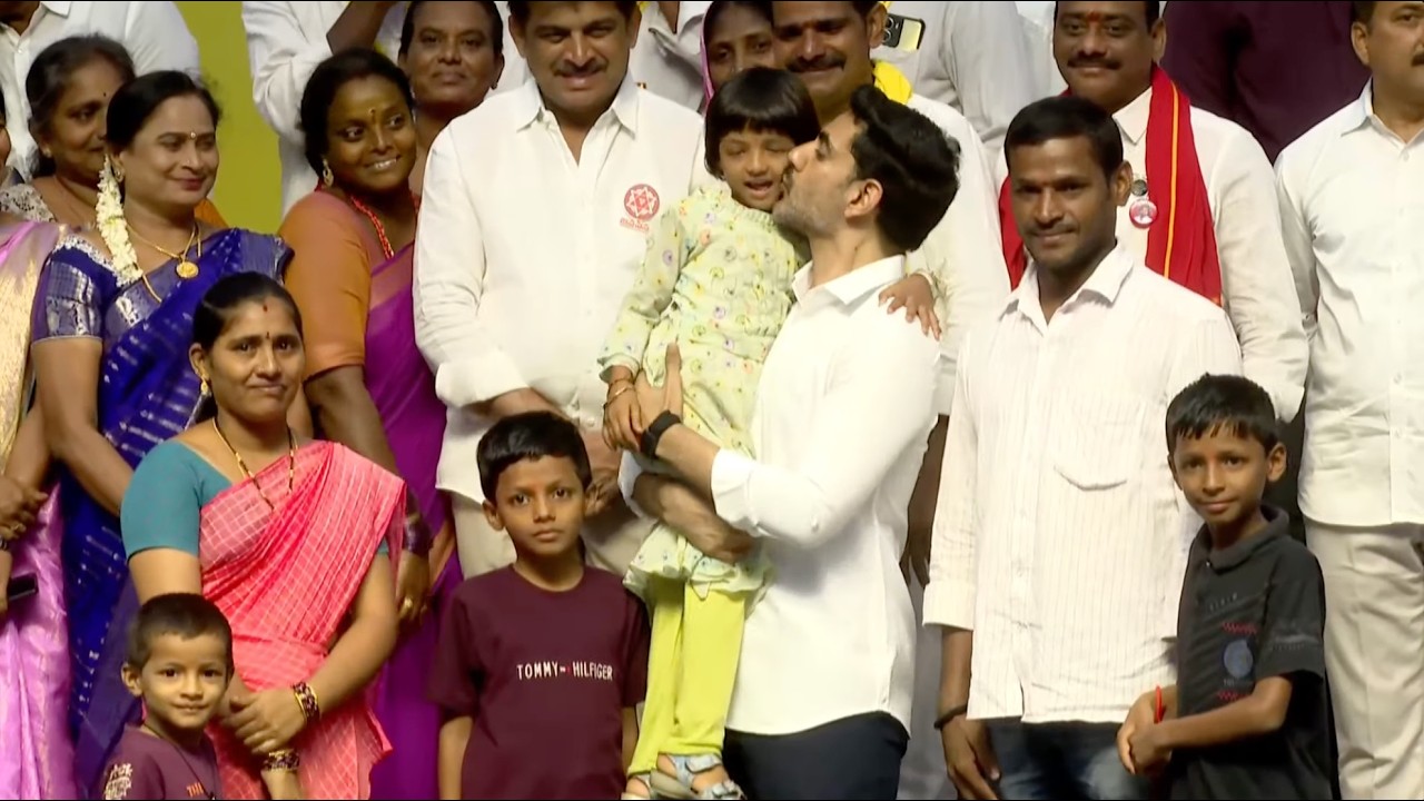 మంగళగిరిలో ఇళ్లపట్టాల పంపిణి | Nara Lokesh mangalagiri Tour | Asianet Telugu