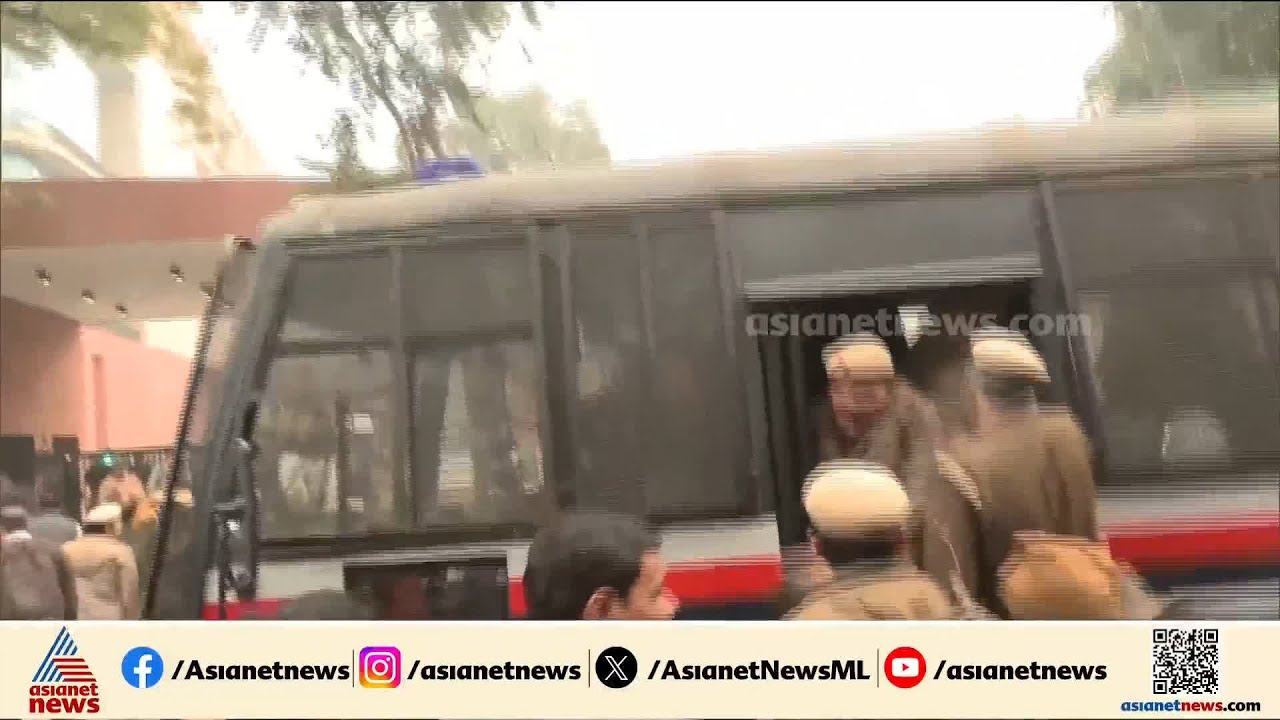 കൊൽക്കത്തയിലെ അതെ നാടകീയ സംഭവങ്ങൾ; അമിത് ഷായുടെ ഓഫീസിന് മുൻപിൽ തൃണമൂൽ കോൺഗ്രസ് പ്രതിഷേധം