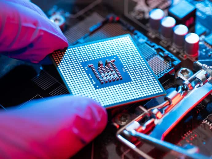 Morgan Stanley Cuts Price Targets For Nvidia, Broadcom, Other Chipmaker Stocks Post DeepSeek Launch: But Retail Stays Positive