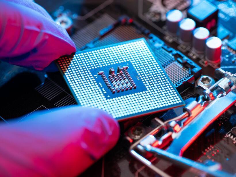 Morgan Stanley Cuts Price Targets For Nvidia, Broadcom, Other Chipmaker Stocks Post DeepSeek Launch: But Retail Stays Positive