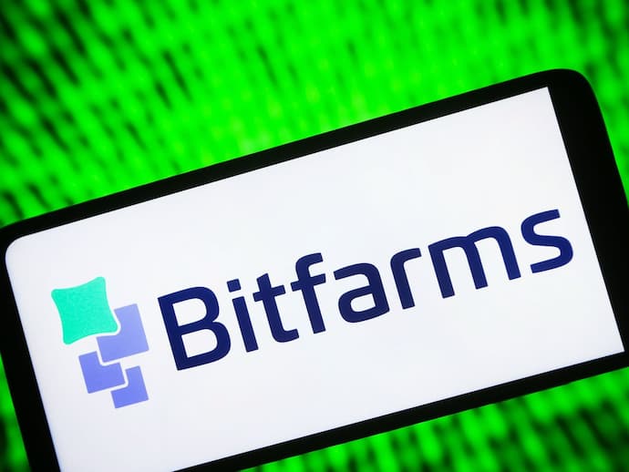 Bitcoin Mining Woes Drag Bitfarms Stock To 1-Year Low Amid Crypto Rout: Retail Sentiment Splinters