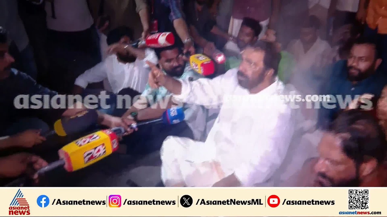 തലസ്ഥാനത്ത് സംഘർഷം രൂക്ഷം; വിദ്യാർത്ഥികൾക്കൊപ്പം കുത്തി ഇരുന്ന് പ്രതിഷേധിച്ച് വി ശിവൻകുട്ടി