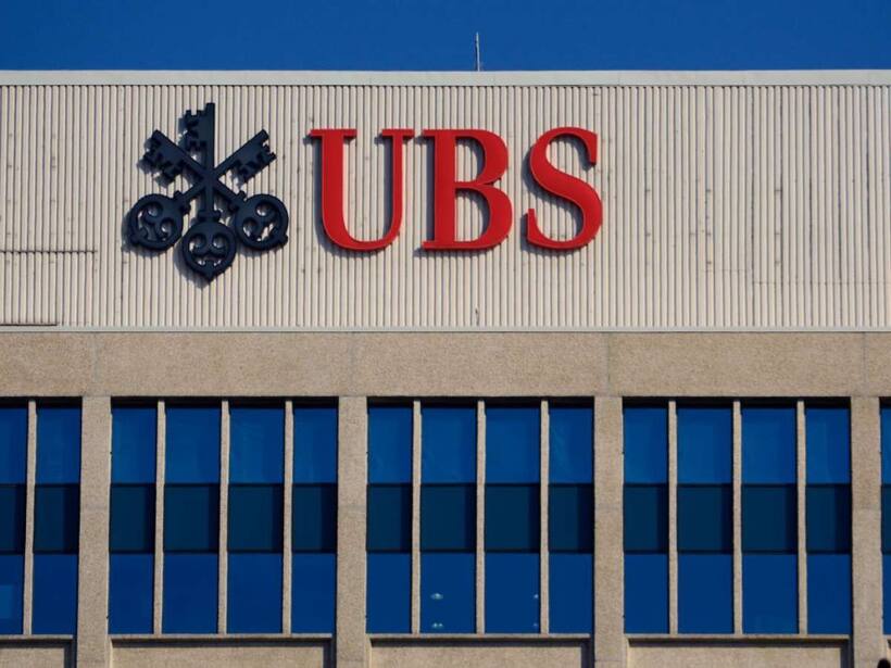 UBS Stock In Spotlight After Report Indicates Bank To Cut Hundreds Of Jobs: Retail Turns Bullish