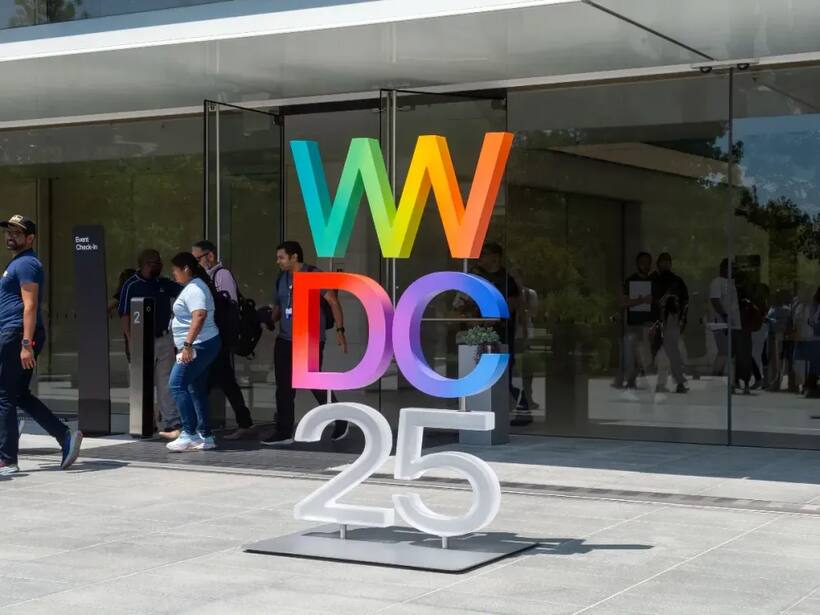 https://stocktwits.com/news articles/markets/equity/wwdc 2025 siri delay iphone upgrade cycle concerns temper wall street reaction/chl7ACvRbzt