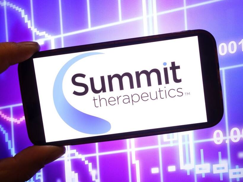 https://stocktwits.com/news articles/markets/equity/summit therapeutics announces oncology drug trial data/ch0MCDYRbuP