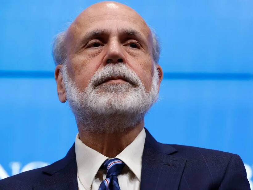 https://stocktwits.com/news articles/markets/equity/ben bernanke details shortcomings in feds communication strategy/chiwfP6RbFG