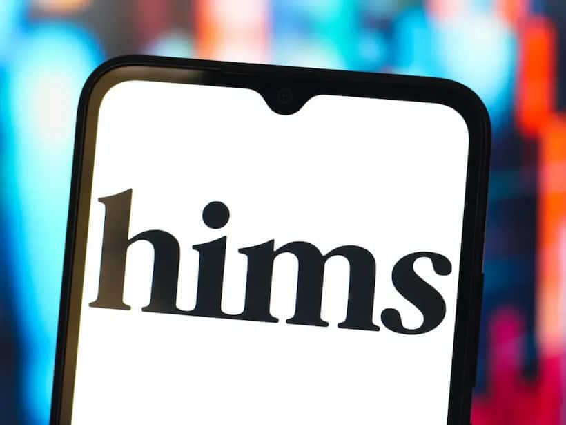 https://stocktwits.com/news articles/markets/equity/hims and hers faces retail skepticism after layoffs fda ban on compounded wegovy/chkokVbRbui