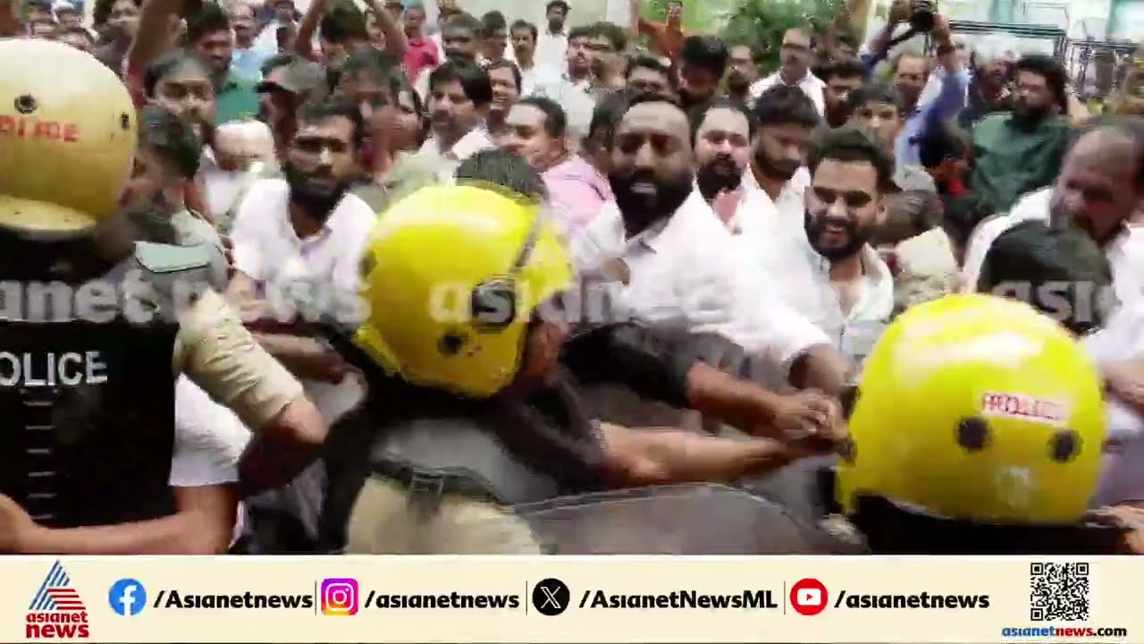 ചികിത്സാ പിഴവിന് എതിരെ തൃശ്ശൂർ മെഡിക്കൽ കോളേജിലേക്ക് യൂത്ത് കോൺഗ്രസ് പ്രതിഷേധം