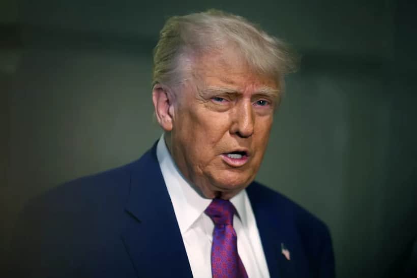 https://stocktwits.com/news articles/markets/equity/trump s global tariffs struck down by us trade court futures dollar climb as gold slides/ch0AIM8Rbsu