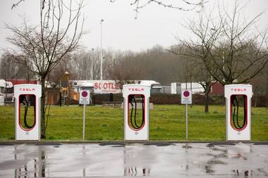 Tesla Ordered By French Investigators To Stop ‘Deceptive’ Claims Or Face Fines: Report