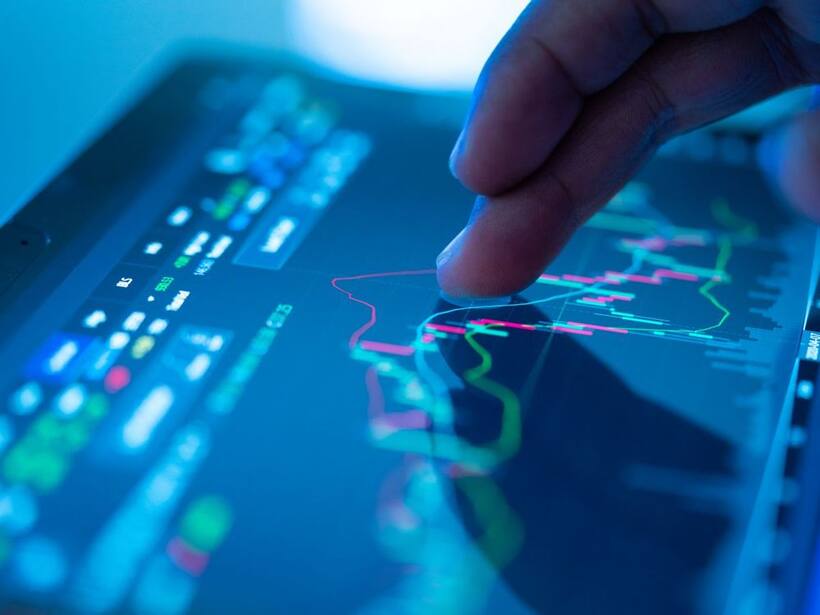 Sangamo Therapeutics Retail Traders Keep The Faith Even As Stock Slides After Hours On Q4 Miss