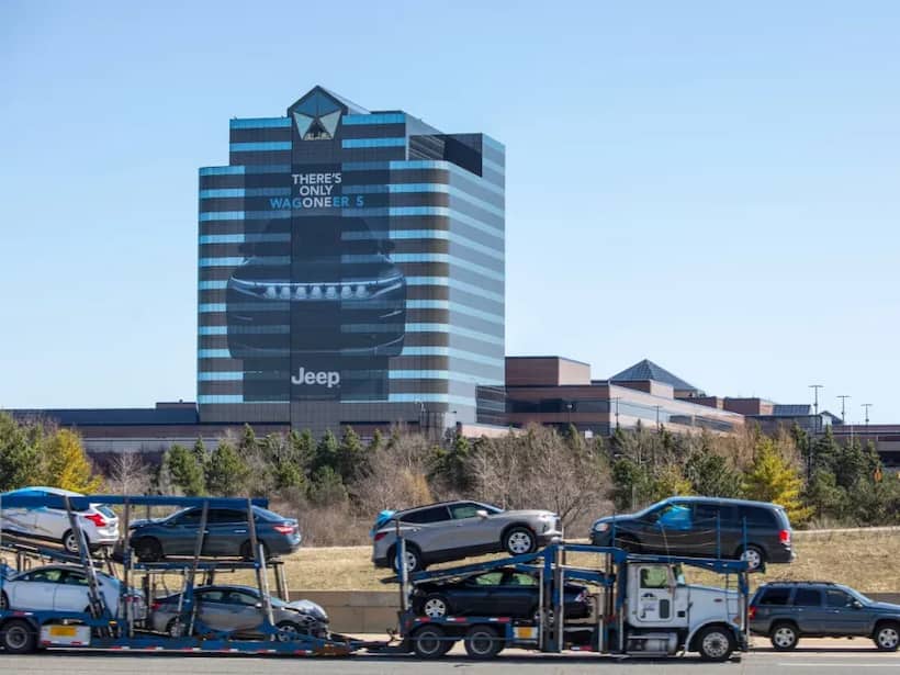 Why Stellantis, Xpeng And Lucid Dominated Auto Retail Chatter Last Week