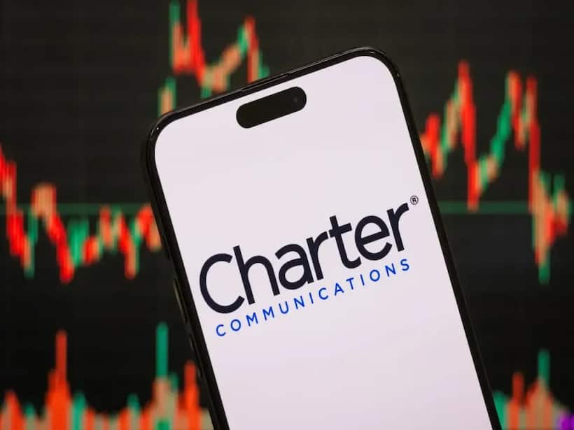 https://stocktwits.com/news articles/markets/equity/charter cox announce merger/chiwPxCRbn8