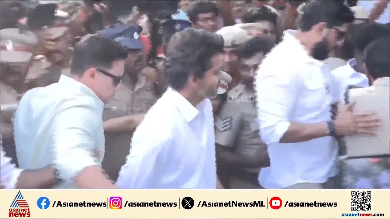 ആവേശമായി വിജയ്; നടൻ വോട്ട് ചെയ്യാൻ നീലങ്കരൈ ബൂത്തിലെത്തുന്ന ദൃശ്യങ്ങൾ പുറത്ത്