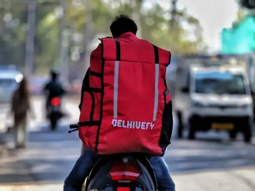 https://stocktwits.com/news articles/markets/equity/delhivery surges as it turns profitable in fy25 sebi ra eye resistance at 400/ch0cKRMRbFj