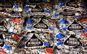 Hershey To Raise Candy Prices On Higher Cocoa Costs: Shares Rise But Retail Sentiment Remains Downbeat