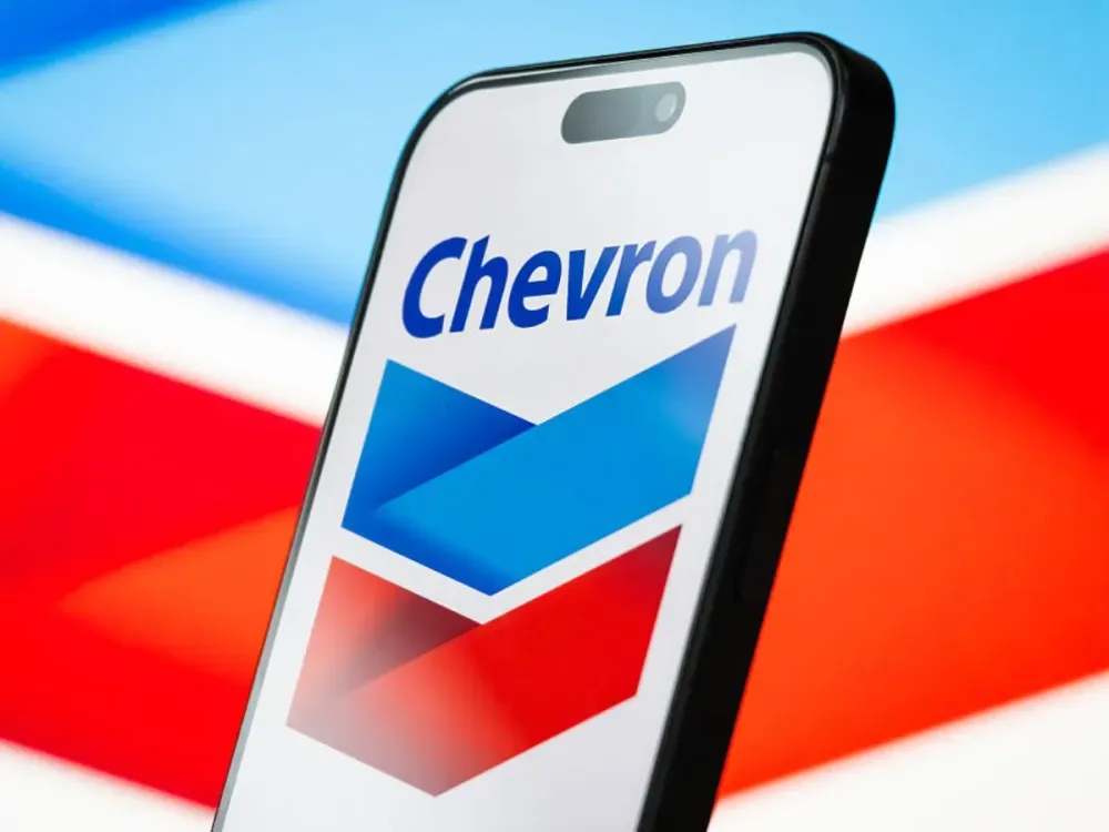 https://stocktwits.com/news-articles/markets/equity/chevron-joins-peers-in-lithium-push-with-entry-into-smackover-formation/chlrHZyRRcY
