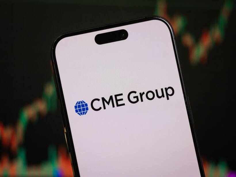 CME Group Stock In Spotlight After Q4 Revenue Beat: Retail Sentiment Brightens