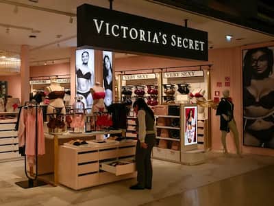 https://stocktwits.com/news-articles/markets/equity/more-activist-heat-on-victorias-secret-barington-capital-reportedly-pushes-for-big-changes-after-building-stake/chlnkpPRRRJ