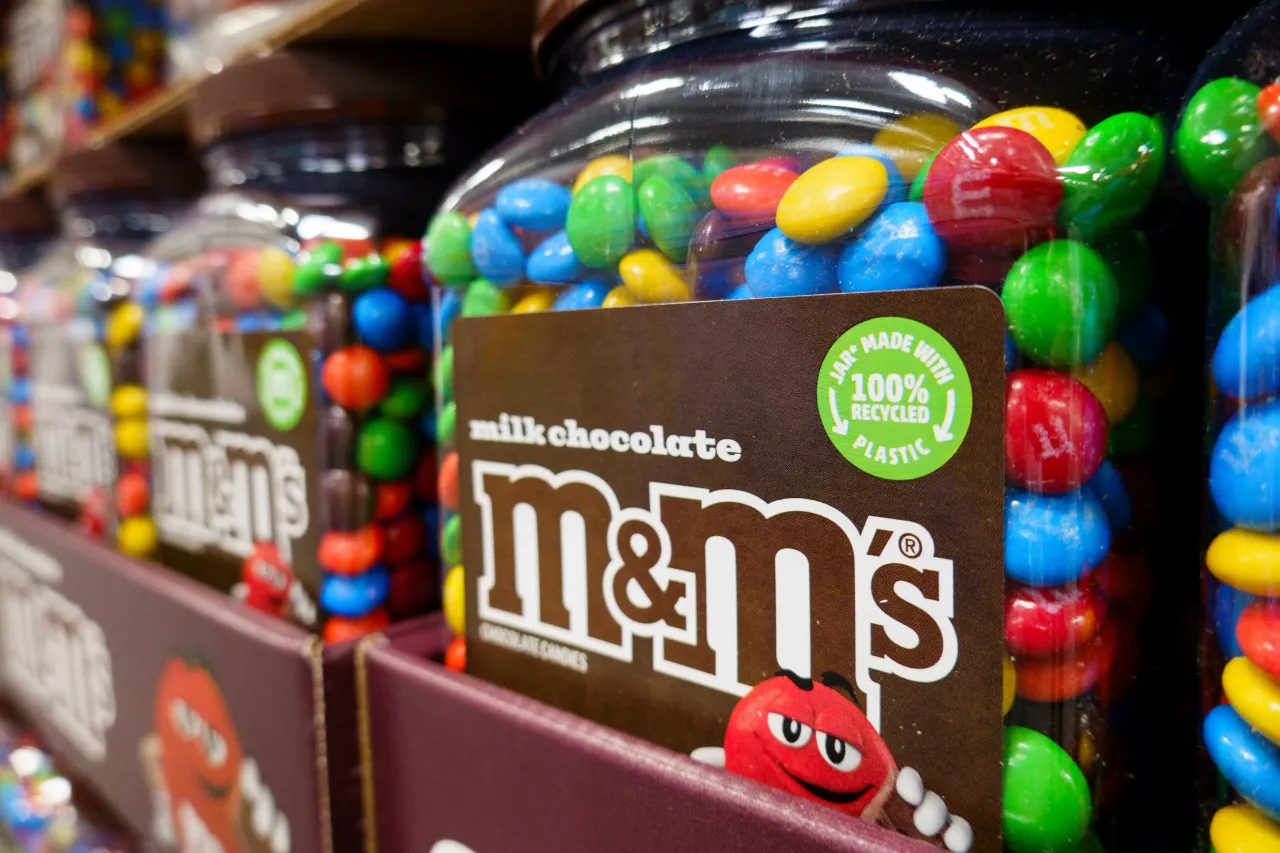 Mars Faces Probe In Texas For Keeping Artificial Dyes In M&Ms And