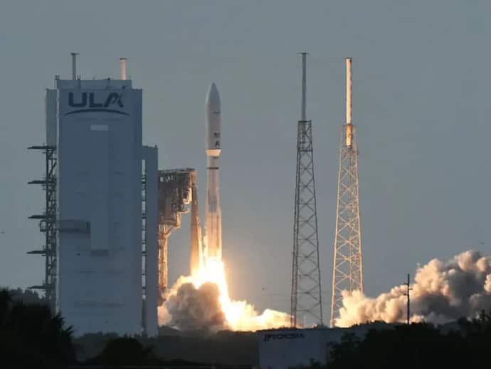 https://stocktwits.com/news-articles/markets/equity/amazon-sends-first-kuiper-satellites-to-space-to-rival-starlink-telecom-giants/chQCw3YRbLT