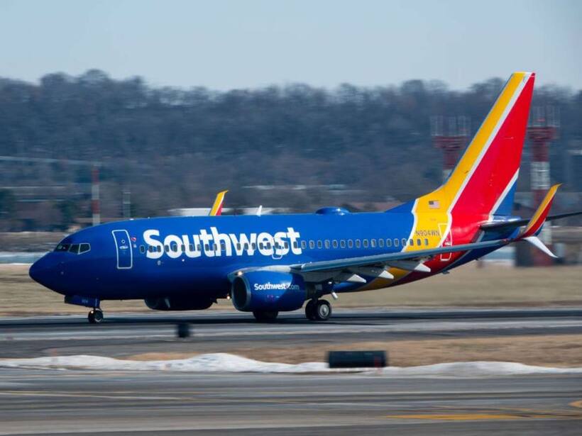 https://stocktwits.com/news-articles/markets/equity/southwest-airlines-joins-peers-in-pulling-2025-outlook-but-retail-stays-bullish/chQnHFyRbgH
