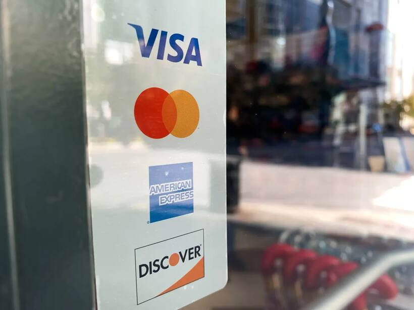 https://stocktwits.com/news articles/markets/equity/visa mastercard amex stocks slip after wmt amzn stablecoin report analysts flag buying opportunity/chliOzQRRbk