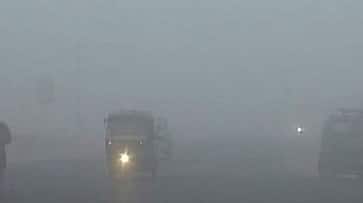 Dense fog shrouds Delhi, likely to disrupt flight and train services