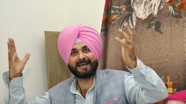 Navjot singh siddhu speaks on invitation from Imran khan, says- Its a huge honour for me