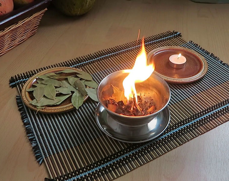 Burning bay leaf in your house can give you a lot of health benefits