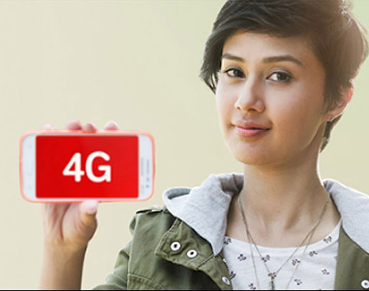 Airtel 4G girl to debut in South Indian movie here are the details