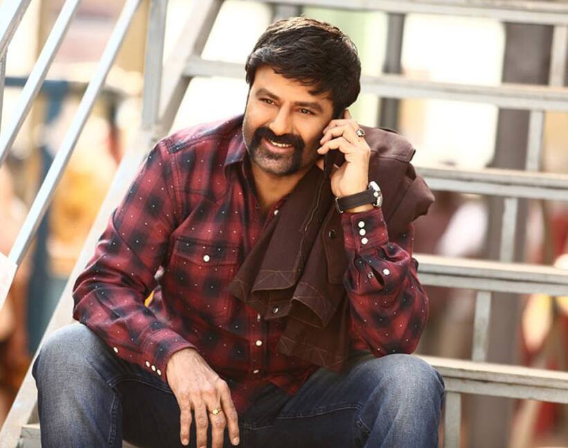 Balakrishna concludes his huge Vizag shoot with 5,000 artists and 110 buses