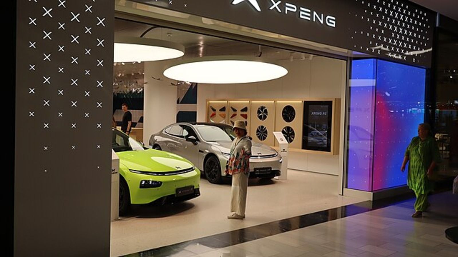 XPeng Stock Kicks Into To Top Gear After Q3 Beat, Positive Guidance: Retail Sentiment Soars