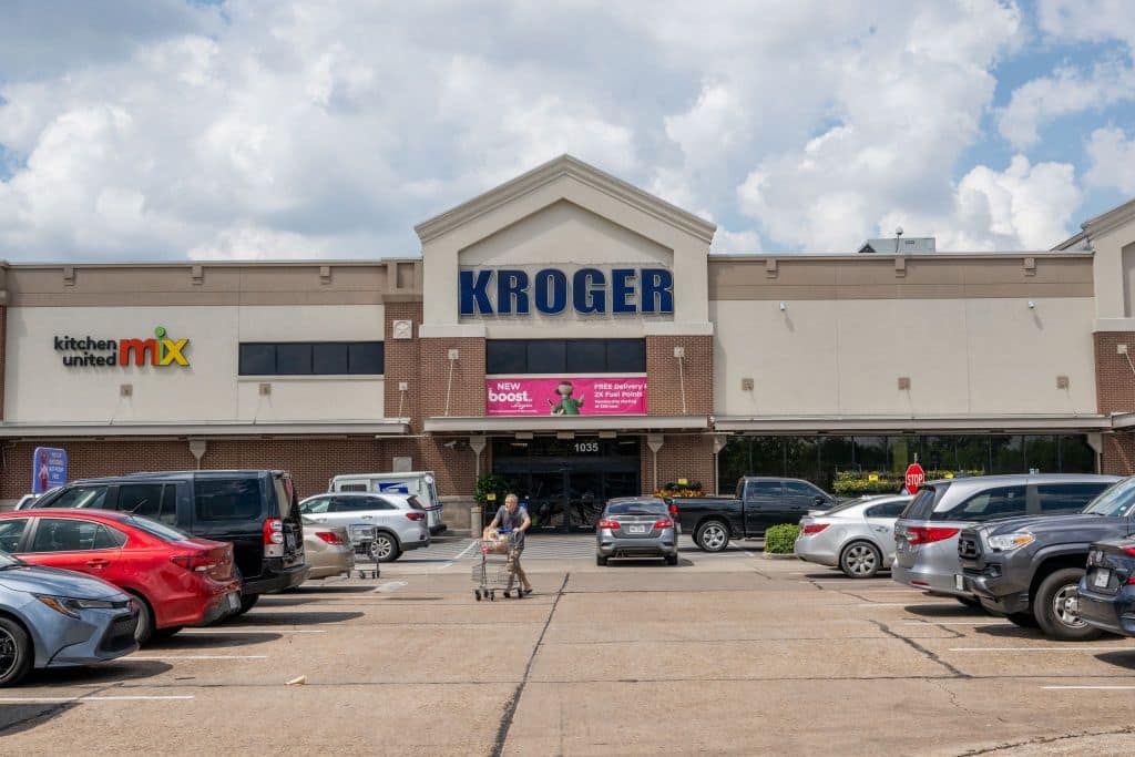 Albertsons Takes Kroger To Court After Merger Hits Regulatory Roadblock: Retail’s Bullish