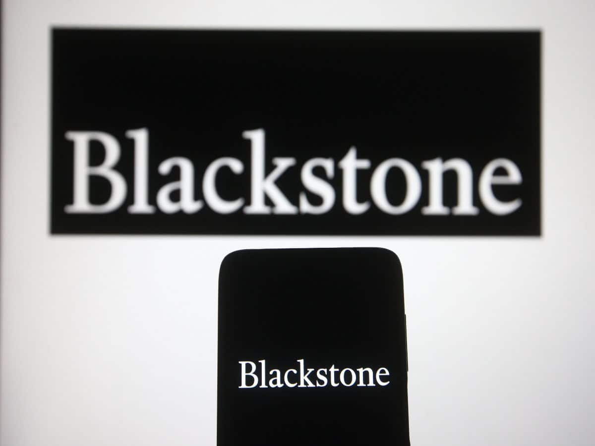 Blackstone Announces Preliminary Realization Update: Retail Sentiment Inches Higher