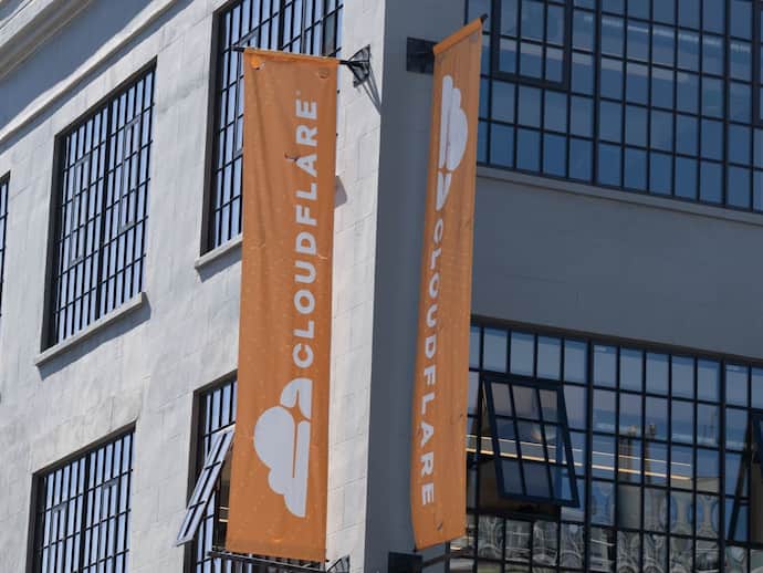 Cloudflare Stock Jumps On Goldman Sachs Double Upgrade, Price Target Hike: Retail Ecstatic