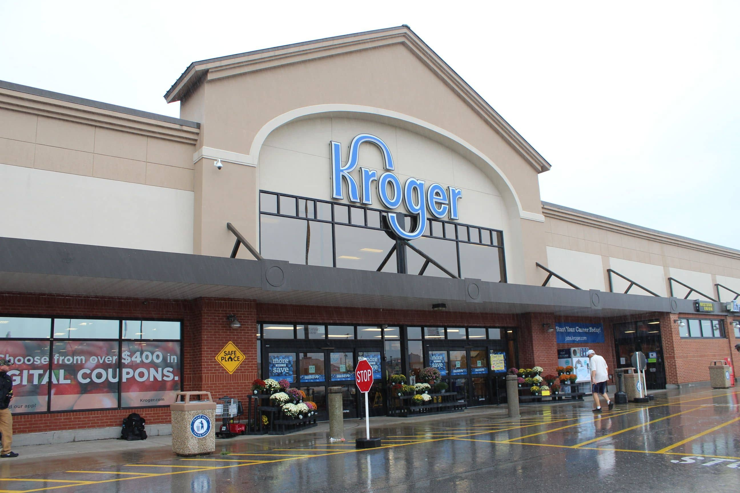 Kroger Stock Rises On Strong Q3 Earnings: Retail Sentiment Brightens