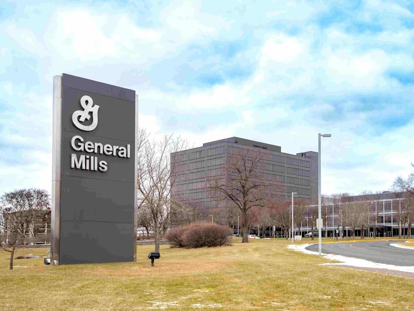 General Mills Stock Slips On Lowered Fiscal 2025 Guidance: Retail Sentiment Dips