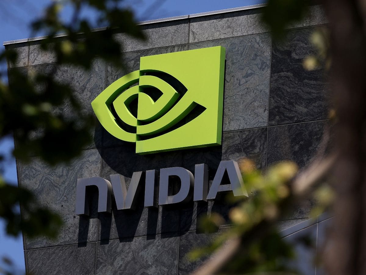 Nvidia Slides Further As Microsoft Signals Shift From AI Chip Shortages: Retail Waiting On Rebound