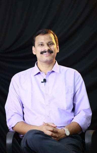 Jayesh KG